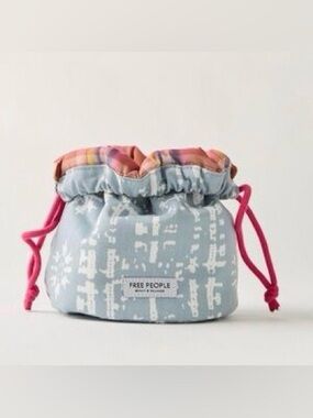 Free People Light Blue Drawstring Pouch Plaid Lining New!